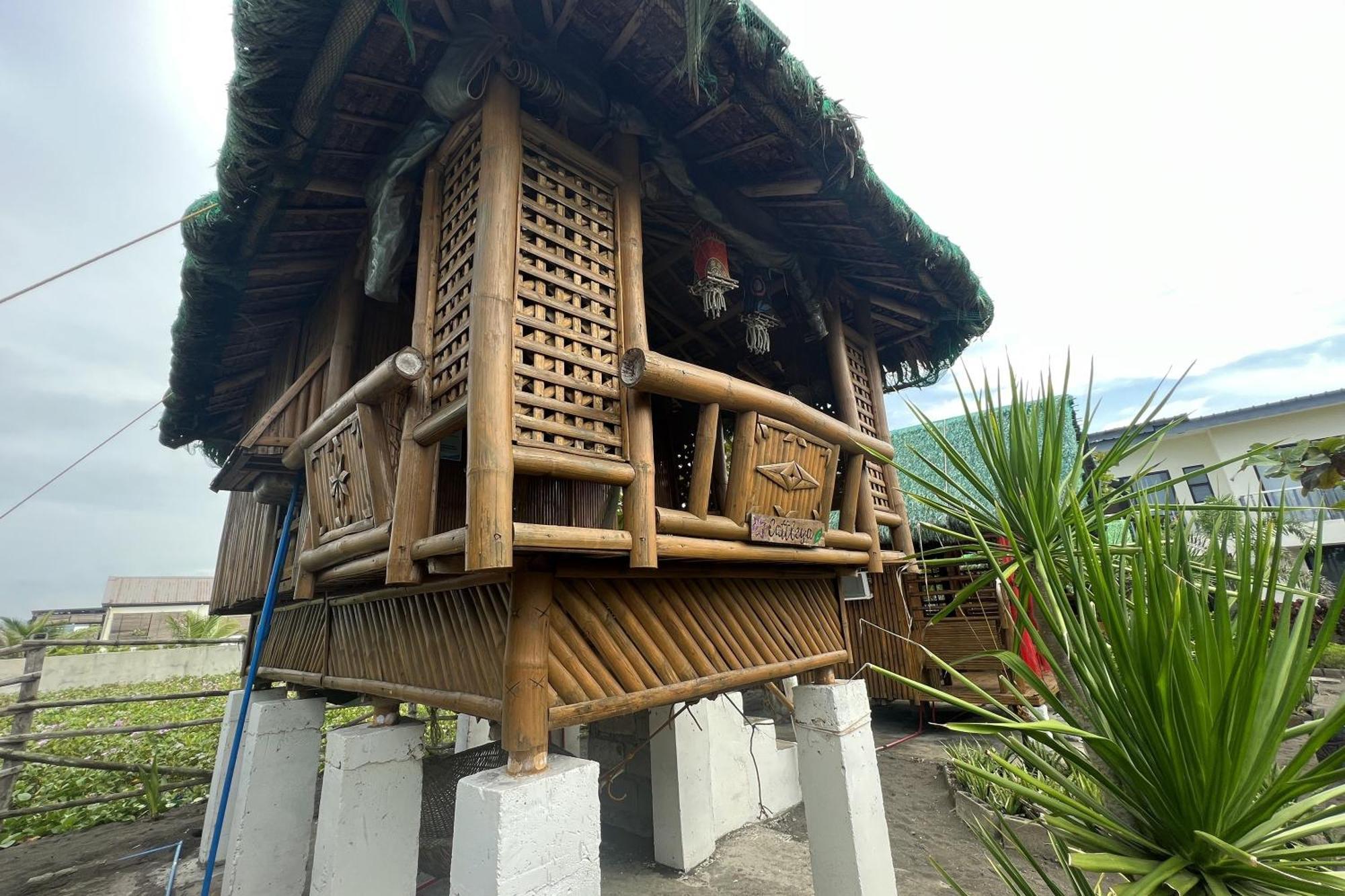 Lover'S Point Beach Front Resort Lian Exterior photo