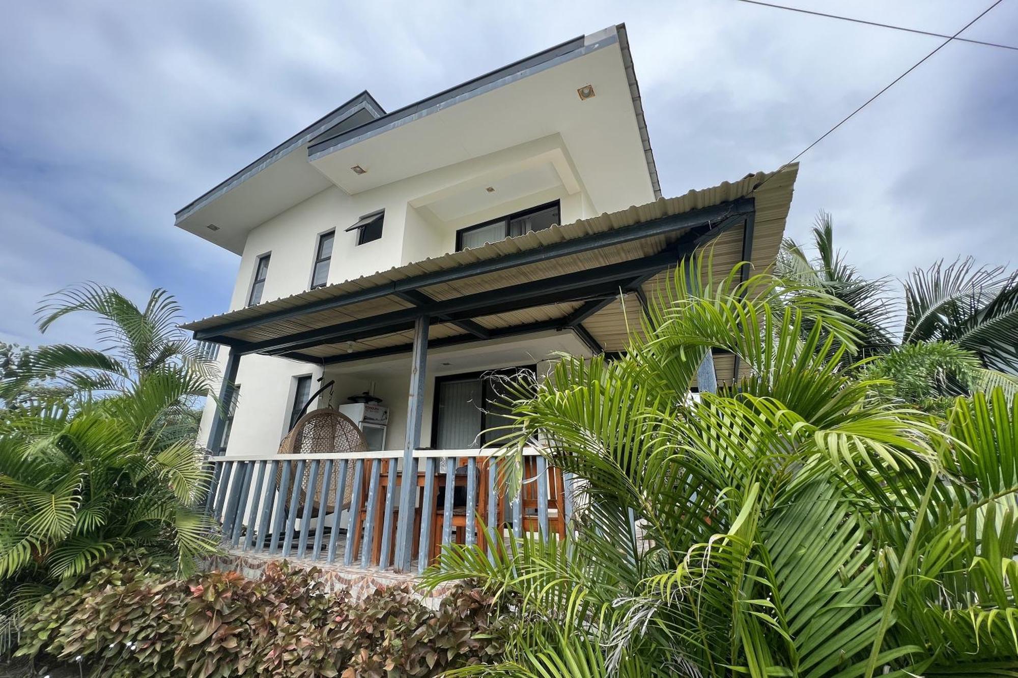 Lover'S Point Beach Front Resort Lian Exterior photo